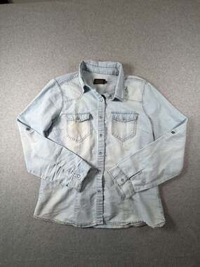 Cavalini Light Wash Western Denim Snap Button Shirt